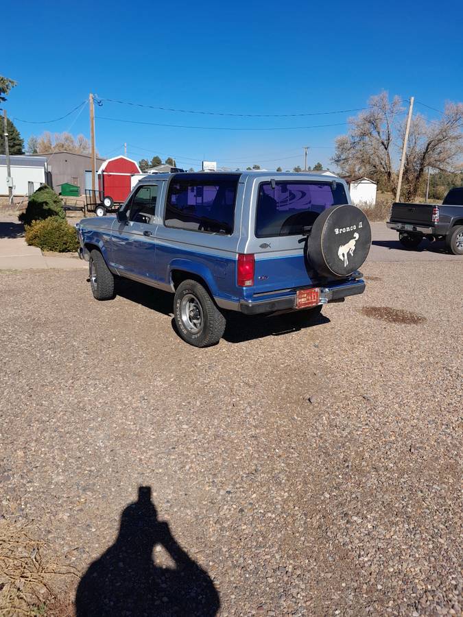 Ford-bronco-ii-4x4-1988-blue-1