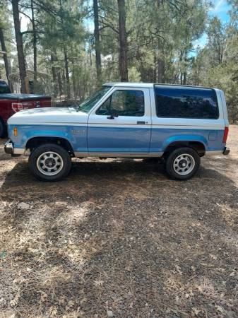 Ford-bronco-ii-4x4-1988-blue-3