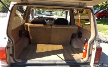 Ford-bronco-ii-xl-1984-custom-5