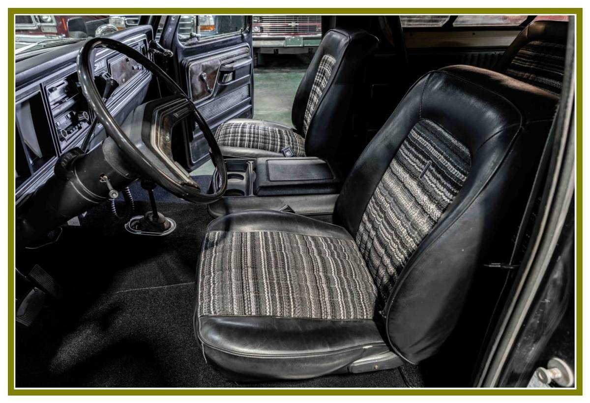 Ford-bronco-ranger-xlt-1978-black-11