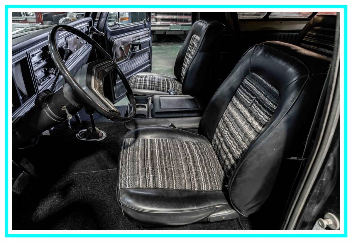 Ford-bronco-ranger-xlt-1978-black-2