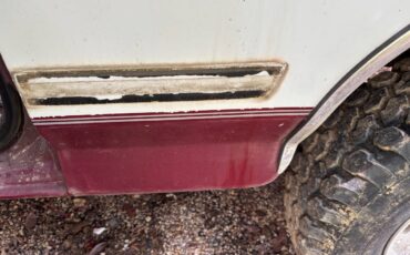Ford-bronco-sport-1993-red-14