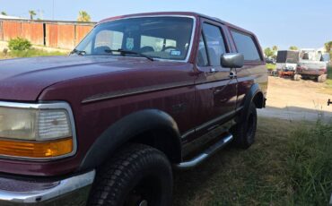Ford-bronco-xl-1993-red-1