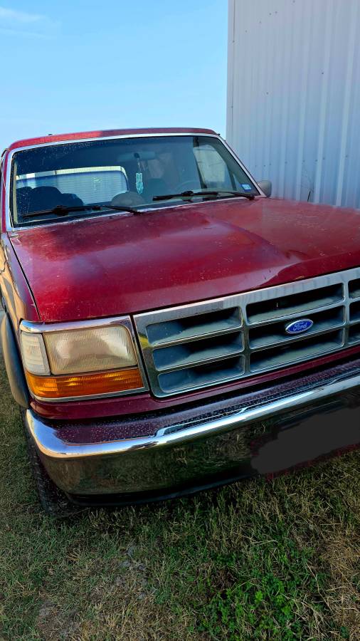 Ford-bronco-xl-1993-red