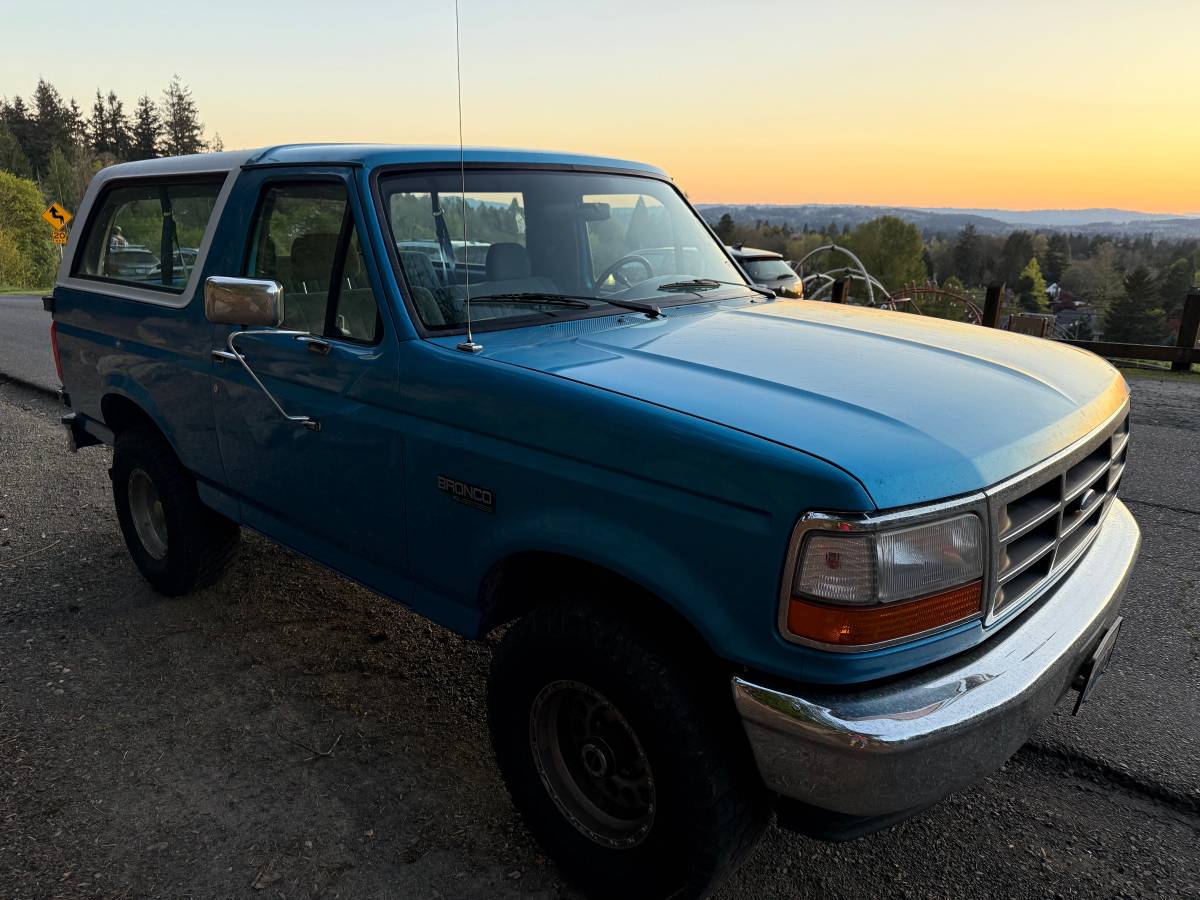 Ford-bronco-xl-convertible-1995-blue-11