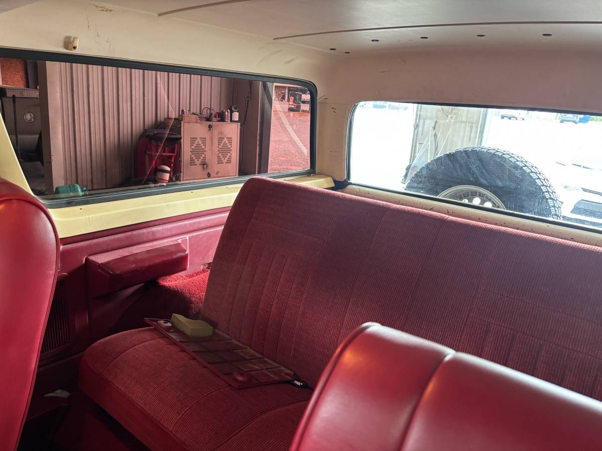 Ford-bronco-xlt-1988-red-7