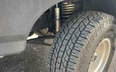 Ford-bronco-xlt-1989-grey-15