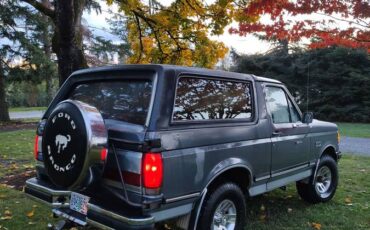 Ford-bronco-xlt-1989-grey-3