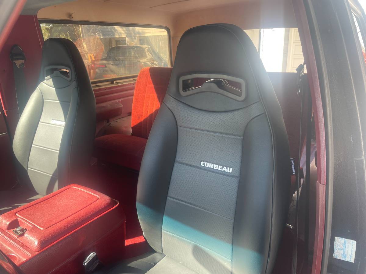 Ford-bronco-xlt-1989-grey-7