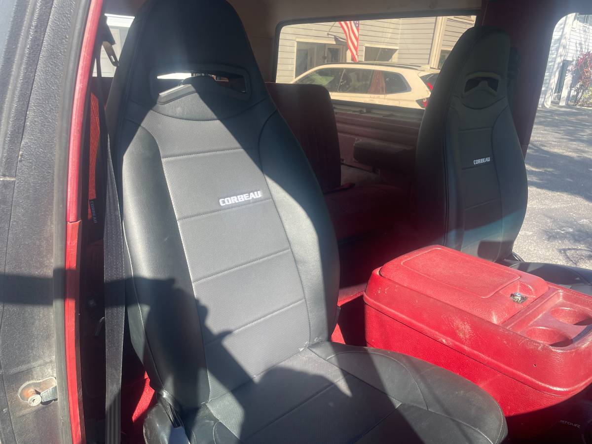 Ford-bronco-xlt-1989-grey-8