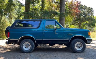 Ford-bronco-xlt-1990-blue