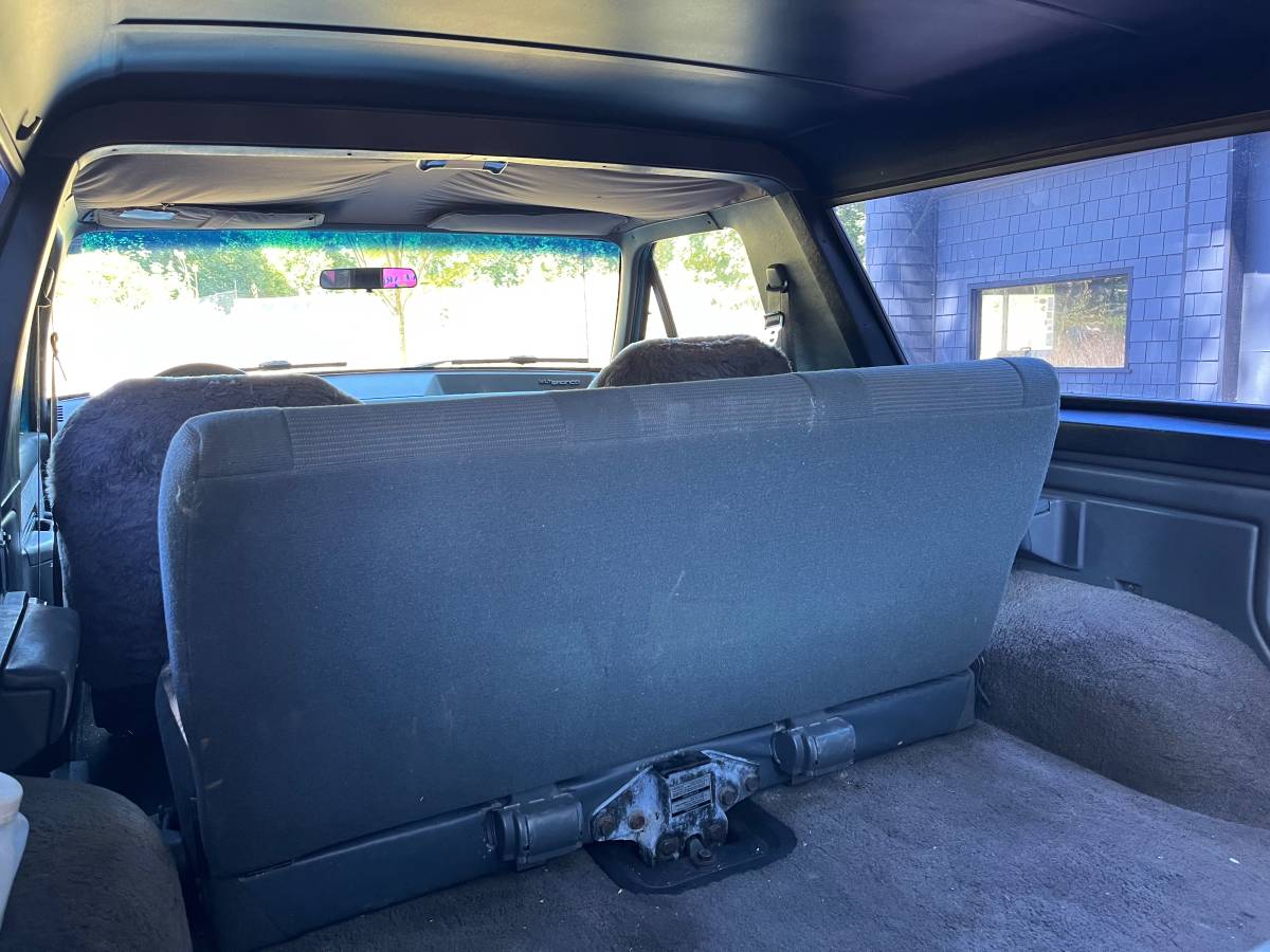 Ford-bronco-xlt-1990-blue-9