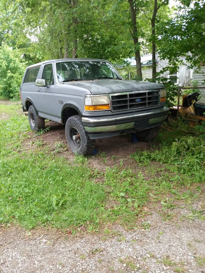 Ford-bronco-xlt-1993-5