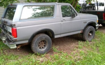 Ford-bronco-xlt-1993-9