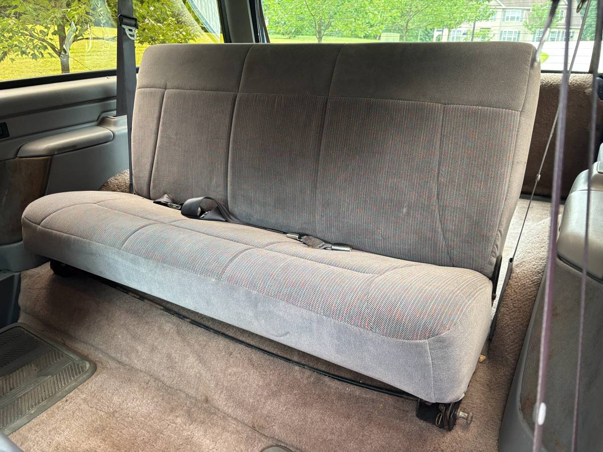 Ford-bronco-xlt-4x4-1994-blue-14