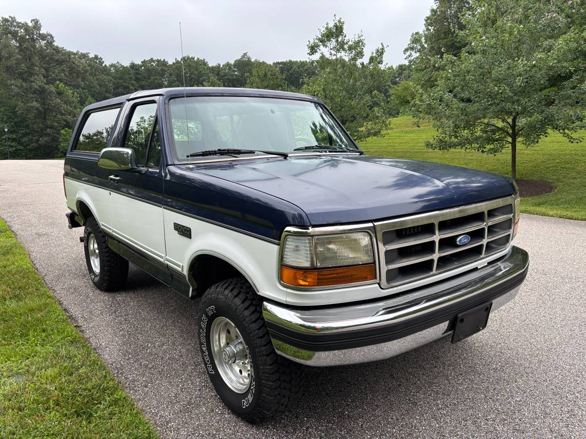 Ford-bronco-xlt-4x4-1994-blue-5