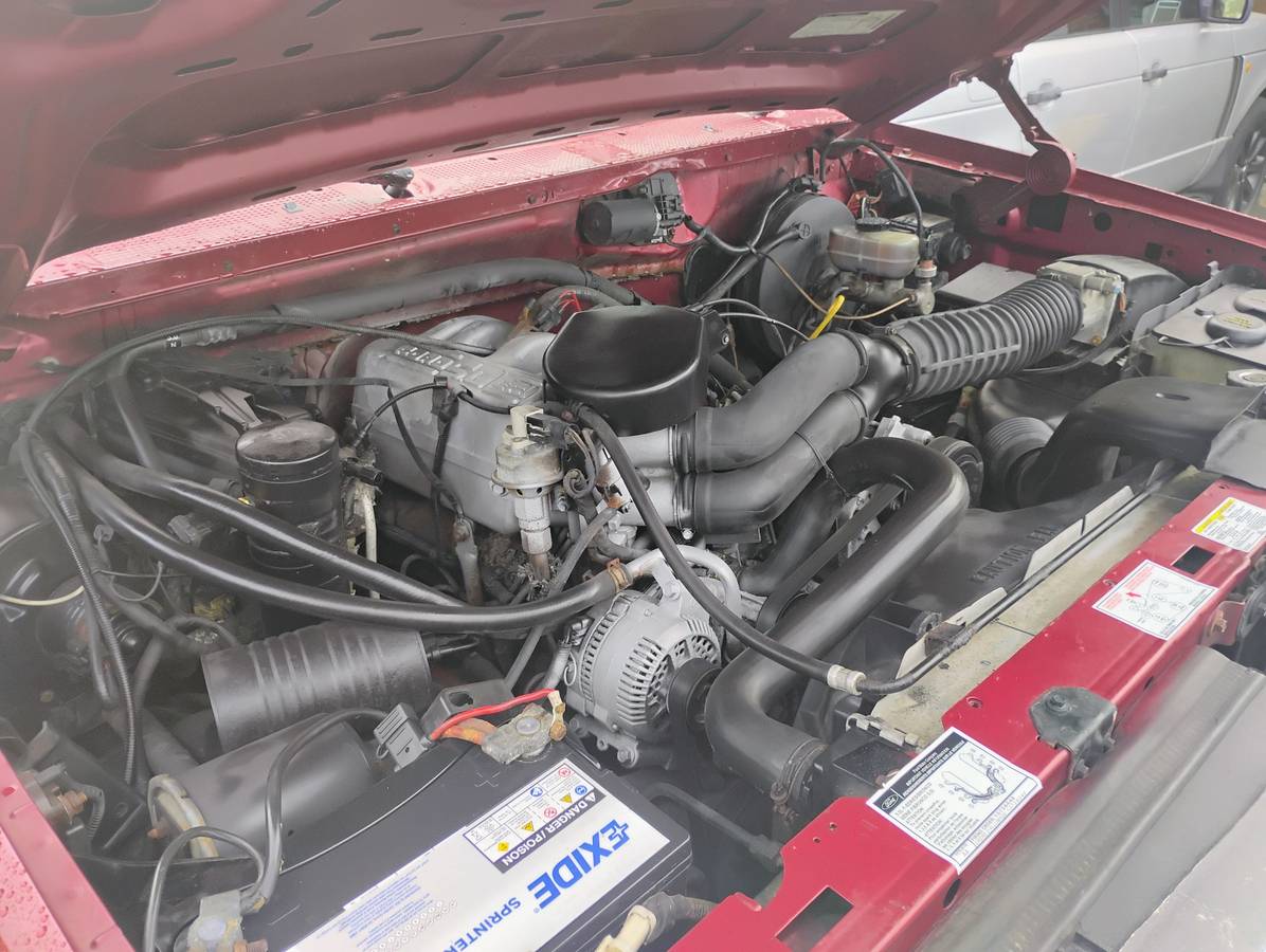 Ford-bronco-xlt-5.0-1994-red-23