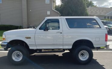 Ford-bronco-xlt-5.0-eddie-bauer-1994-red-19
