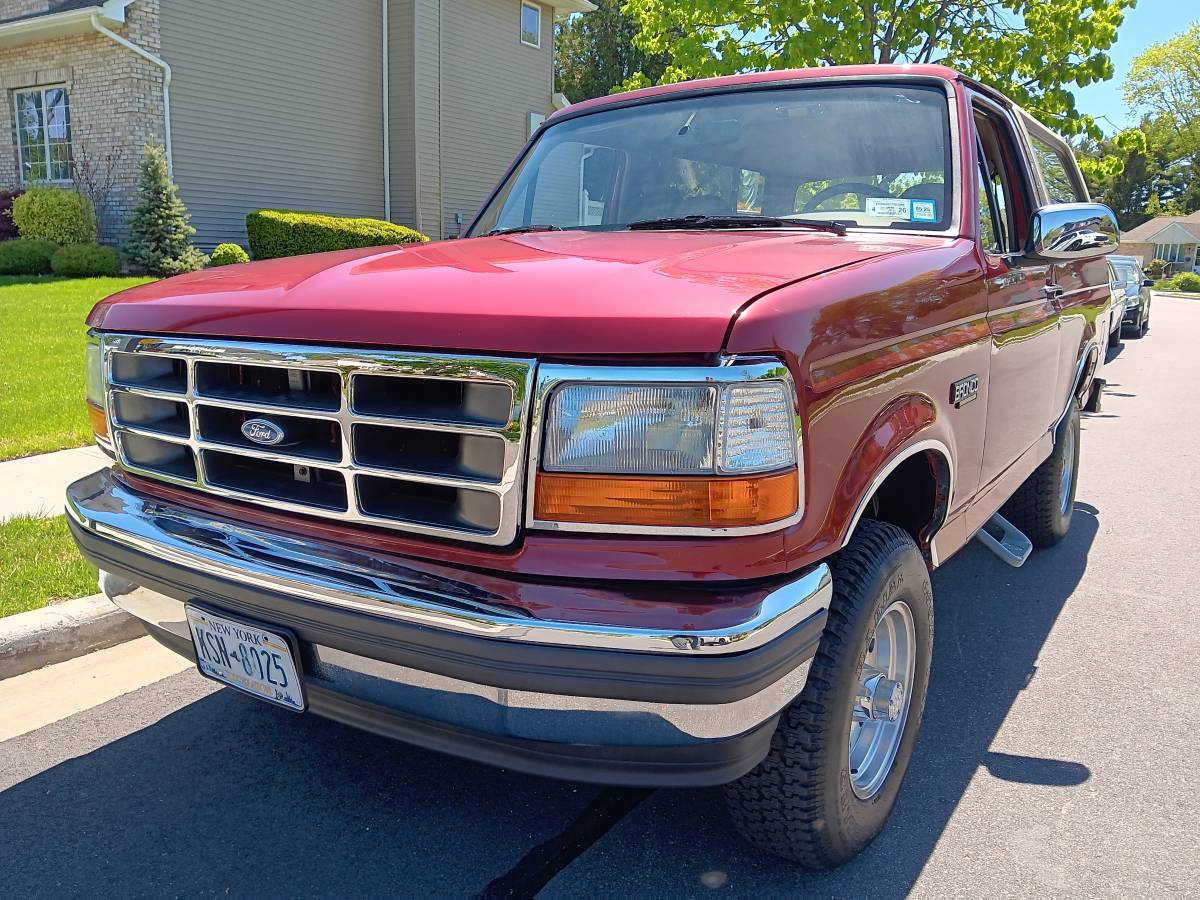 Ford-bronco-xlt-5.0-eddie-bauer-1994-red-2