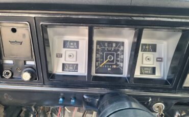 Ford-bronco-xlt-ranger-1979-10