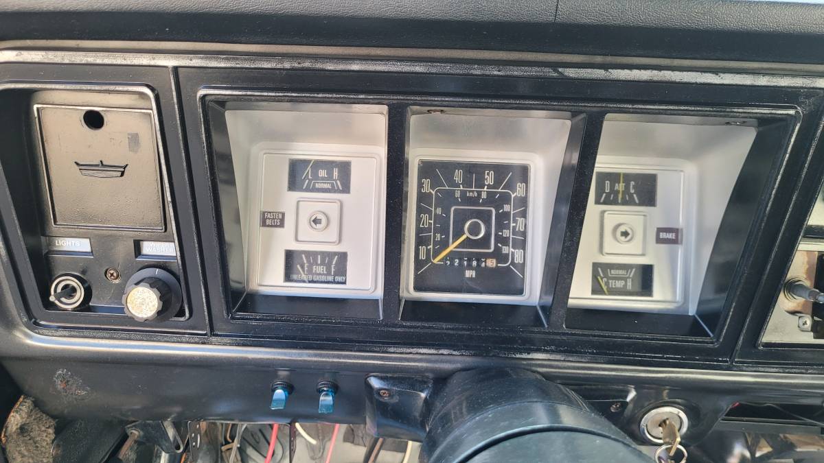 Ford-bronco-xlt-ranger-1979-10