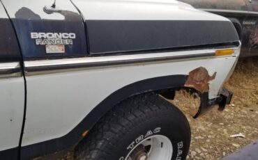 Ford-bronco-xlt-ranger-1979-5