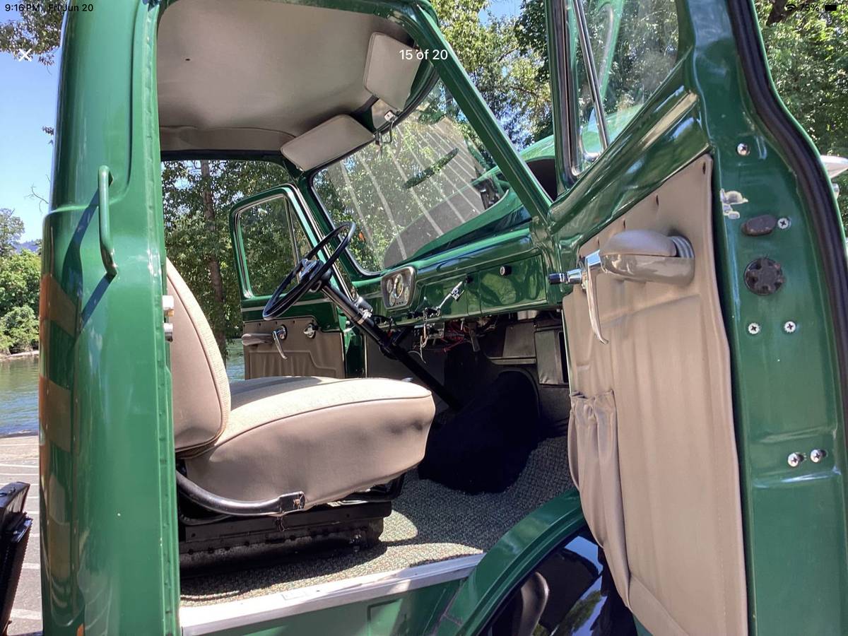 Ford-c600-1955-green-14