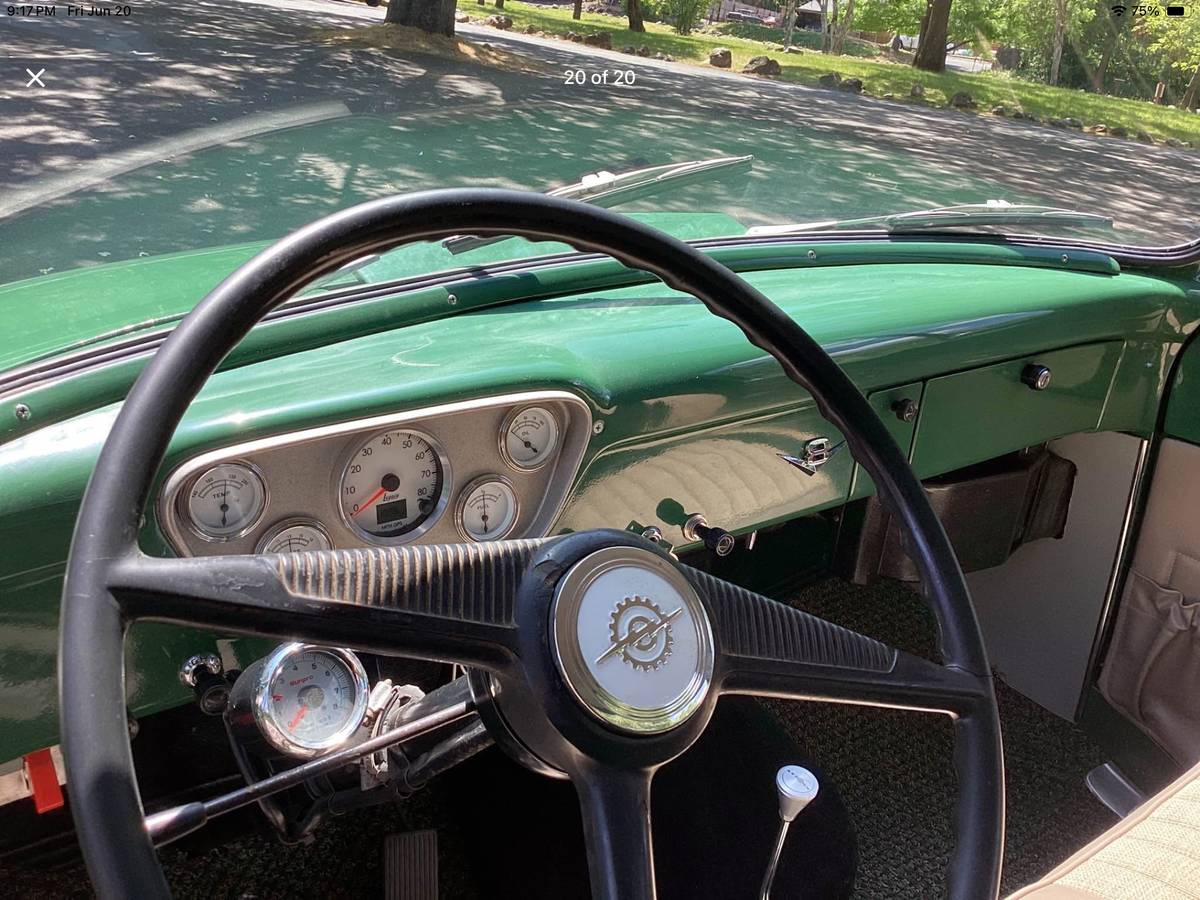 Ford-c600-1955-green-19