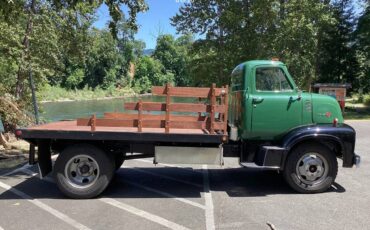 Ford-c600-1955-green-2