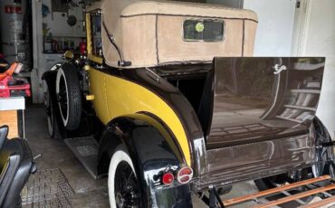 Ford-cabriolet-1930-yellow-2