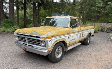 Ford-camper-special-1973-custom