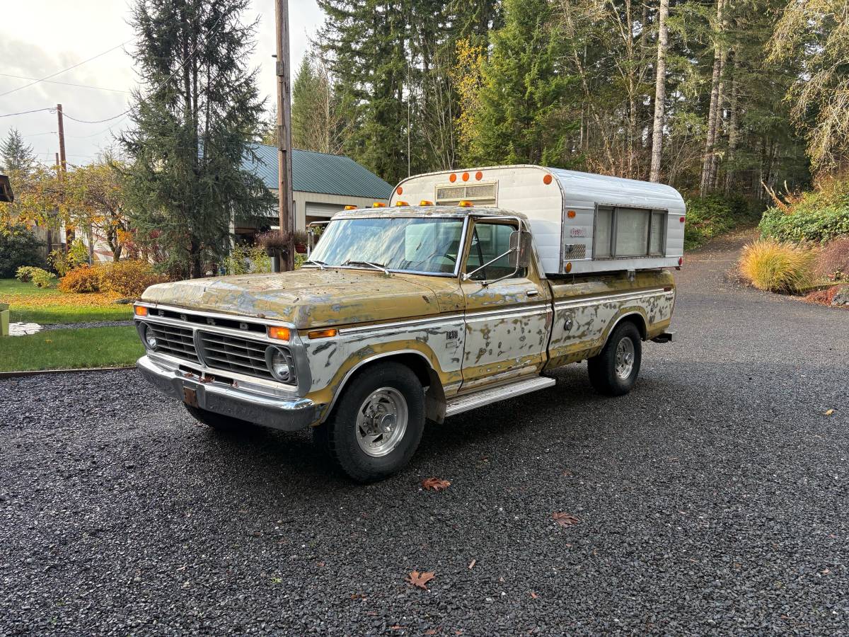 Ford-camper-special-1973-custom-6