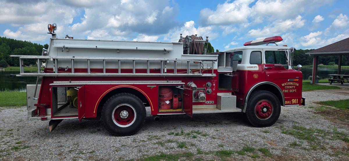 Ford-chassis-cab-diesel-1984-2