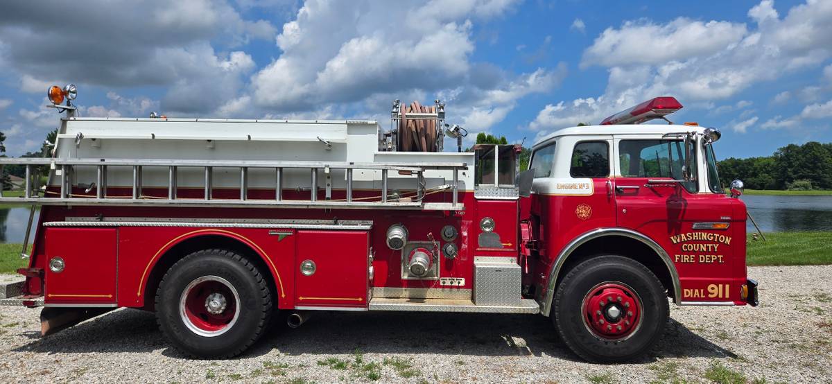 Ford-chassis-cab-diesel-1984