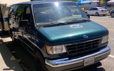 Ford-club-wagon-1994-green