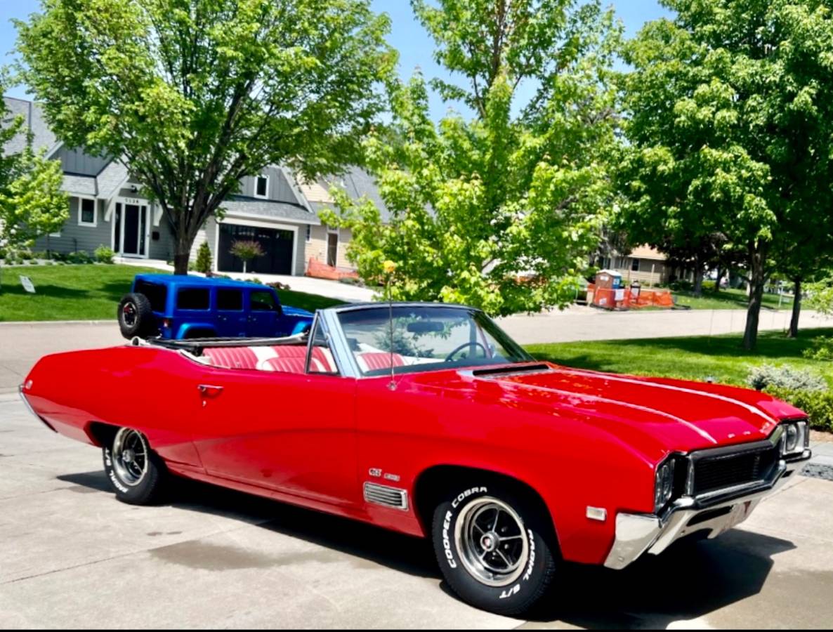 Ford-cobra-1970-red-3
