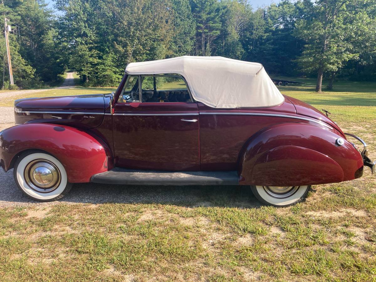 Ford-convertible-1940-3