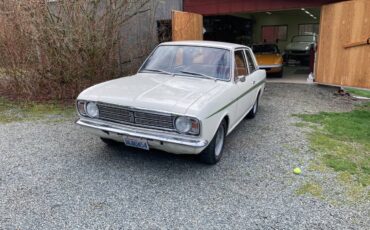 Ford-cortina-1967-white-1