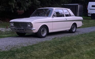 Ford-cortina-1967-white-9