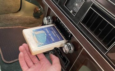 Ford-country-squire-1980-green-12