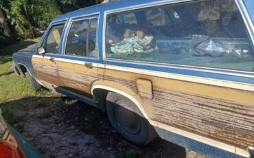 Ford-country-squire-1986-3