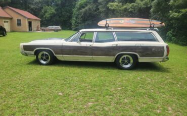 Ford-country-squire-wagon-1969-2