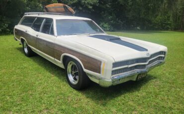 Ford-country-squire-wagon-1969-3