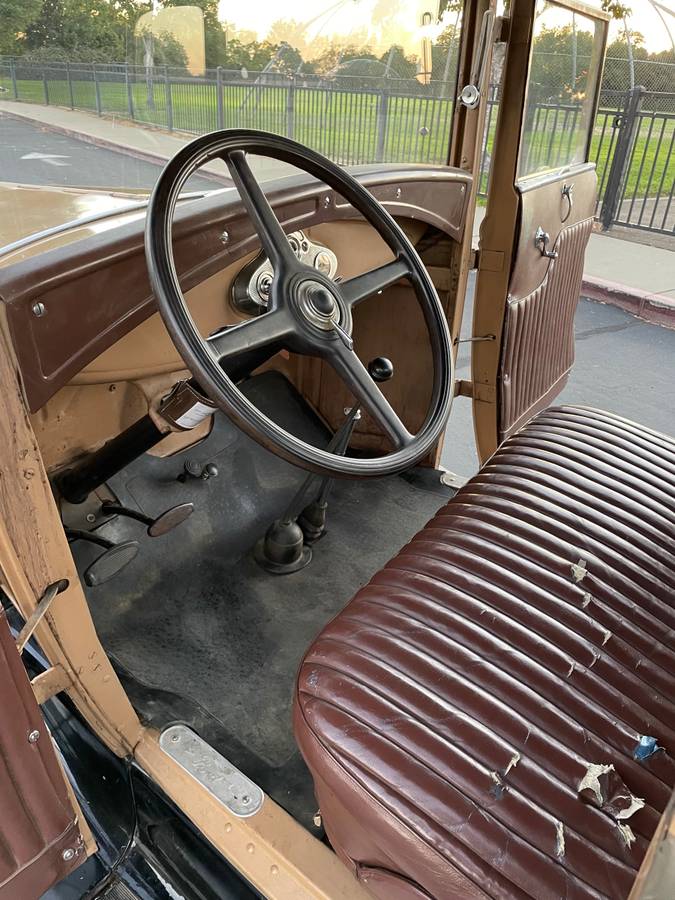 Ford-coupe-1930-6