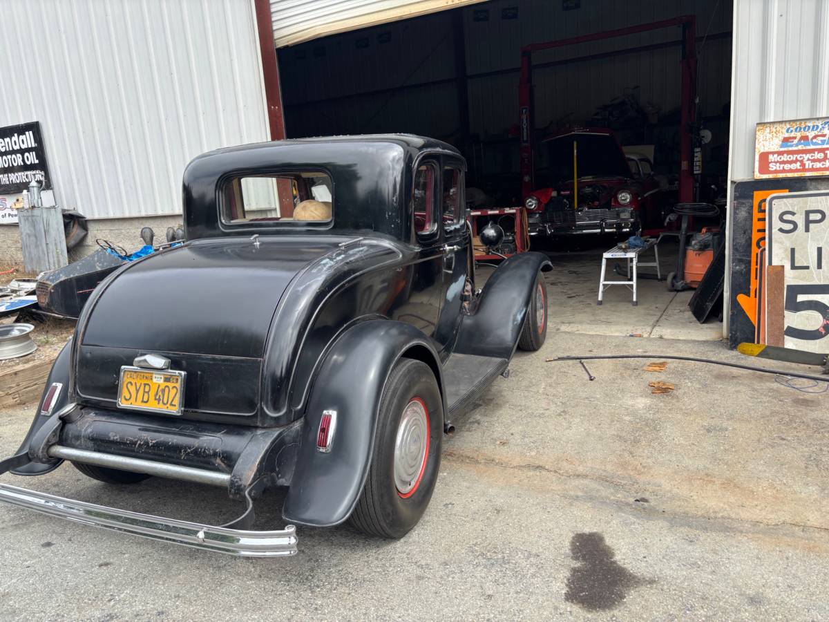 Ford-coupe-1932-10