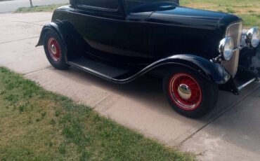 Ford-coupe-1932-black-13