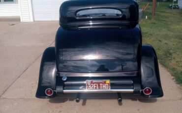 Ford-coupe-1932-black-14