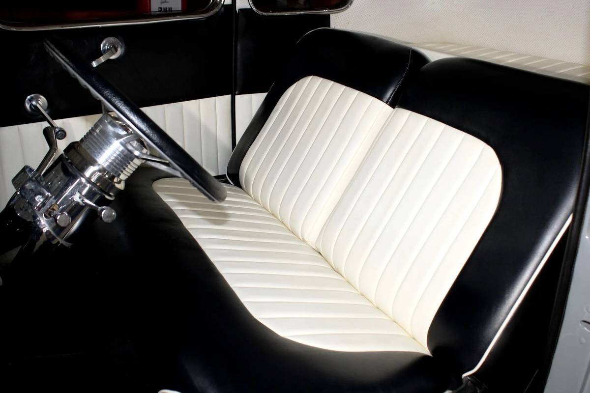 Ford-coupe-1939-13