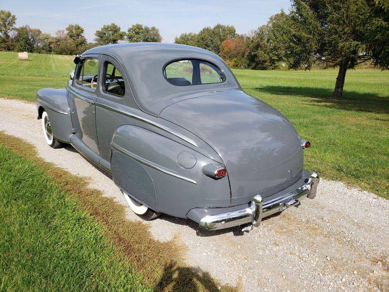 Ford-coupe-1948-grey-13