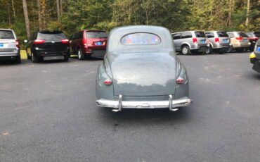 Ford-coupe-1948-grey-4